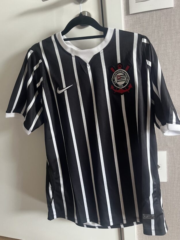 Camiseta Corinthians listrada 2026