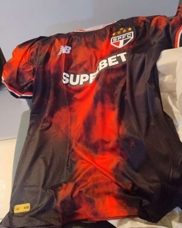 Camisa São Paulo 24, modelo jogador, tamanho GG